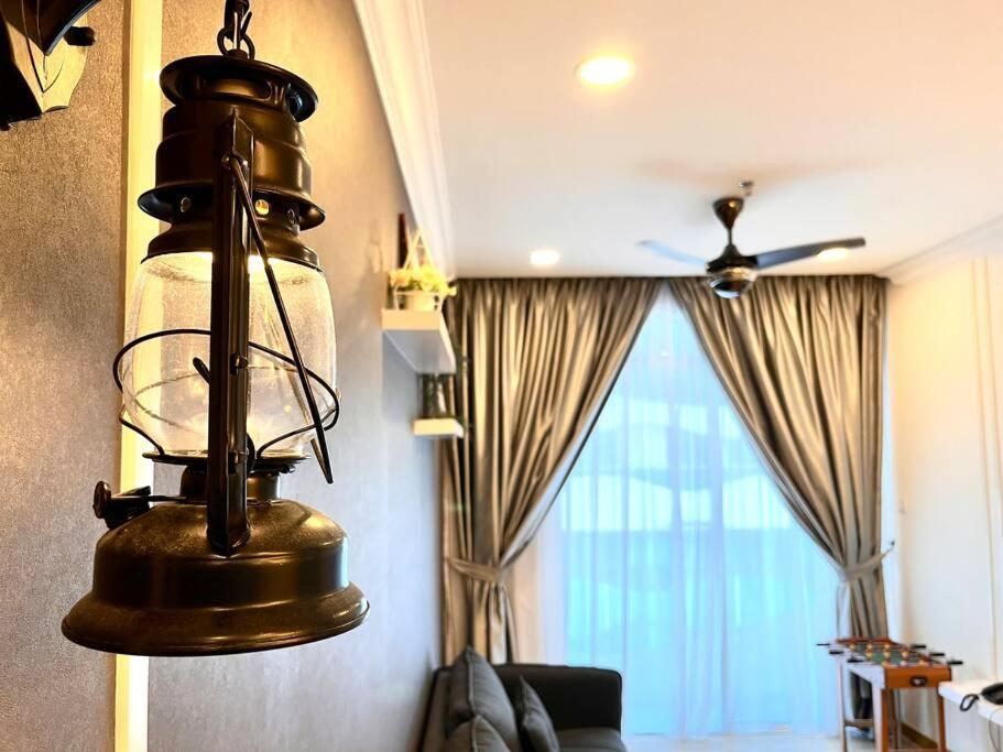 Grand @ The Wave Residence-cozy 2-br Retreat: Ac, Street Views & Games Apartment *